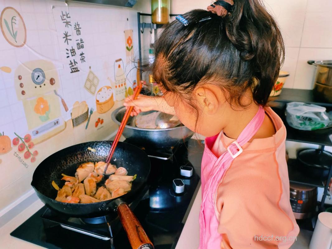 做菜加醋让宝宝吃饭吃不停