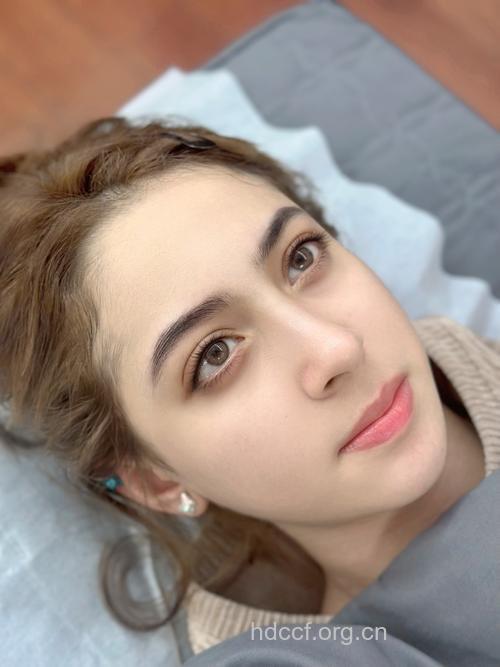 “混血儿”真的漂亮又聪明吗