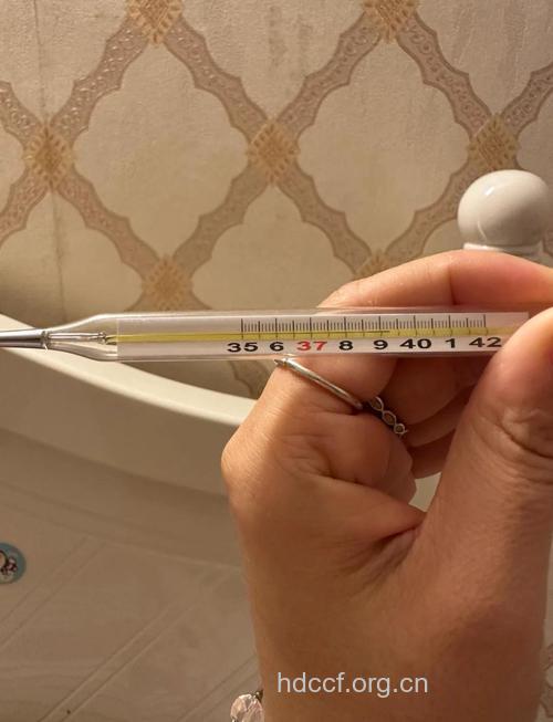 小儿发烧哪种体温计最准确?