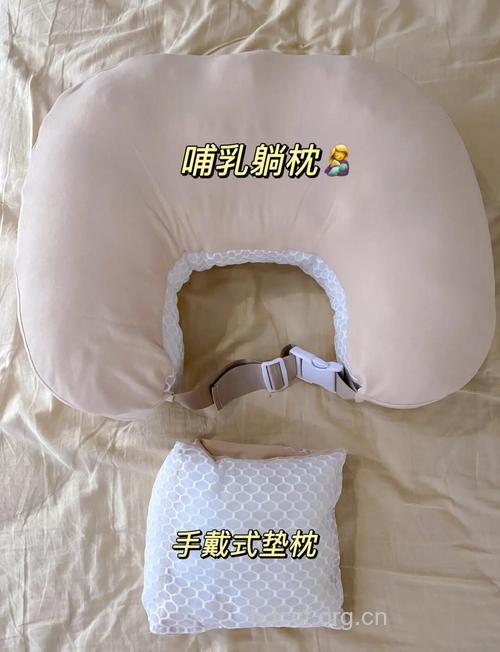 哺乳好帮手 皇家之星多功能哺乳枕评测