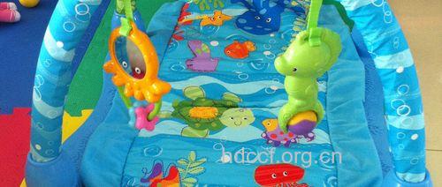 Fisher Price费雪新踢踏爬行地毯