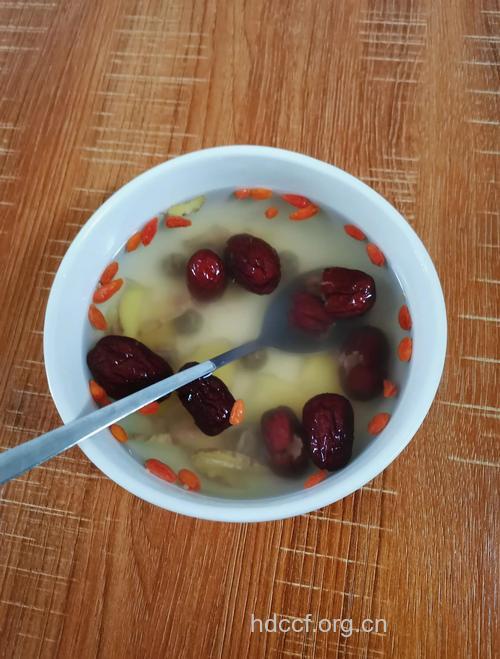 养血止痛粥缓解痛经