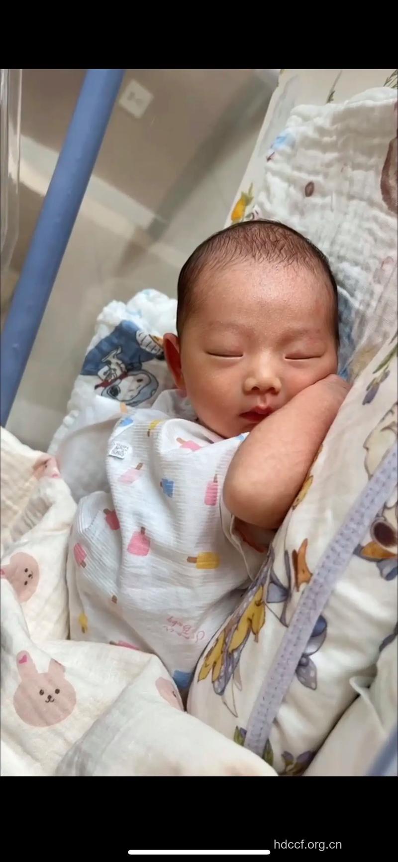 新生儿白天不睡觉