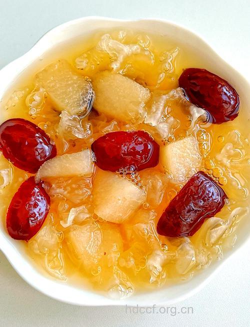 红枣银耳汤怎么做粘稠 牢记7个烹饪技巧