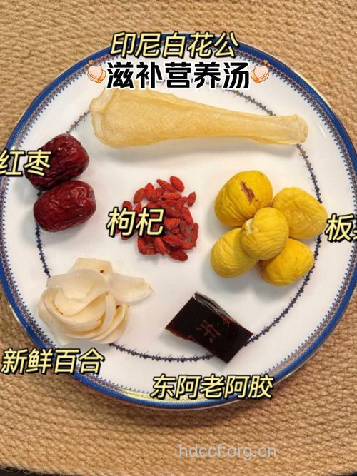 女人吃什么补肾养巢 红枣阿胶是首选