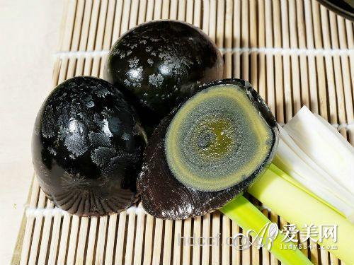 20种毁容食物 让你变大妈