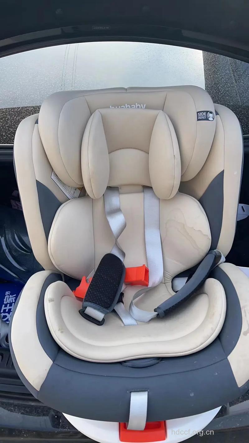 儿童安全座椅