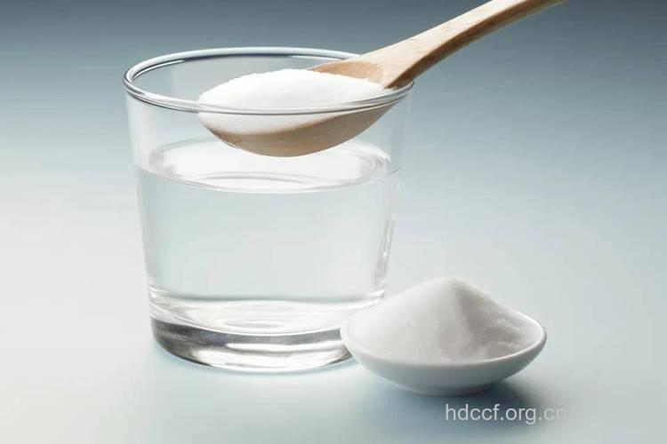 外阴瘙痒能用盐水洗吗 盐水浓度不能过高