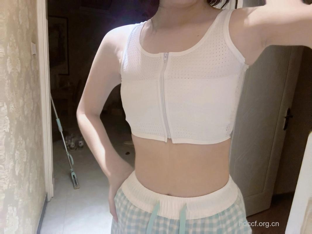 少女束胸和紧腰有什么危害