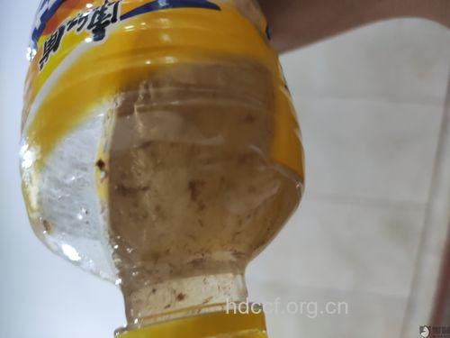 康师傅冰红茶喝出絮状物