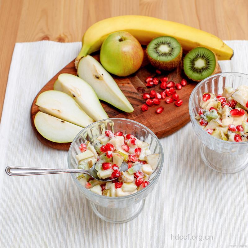 夏季用水果代替饭行吗