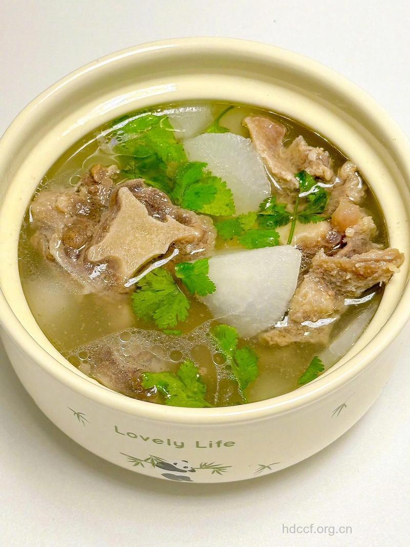 冬季养生汤 萝卜牛腩汤