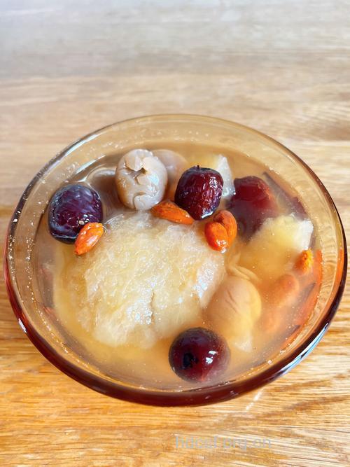 适合冬季女人的养生美容汤