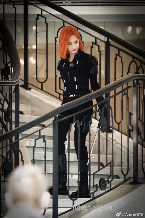 施展高跟鞋的魔法 让你越穿越美