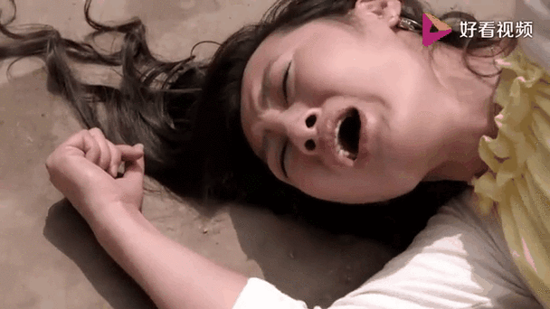 带着＂游泳圈＂子宫很受伤