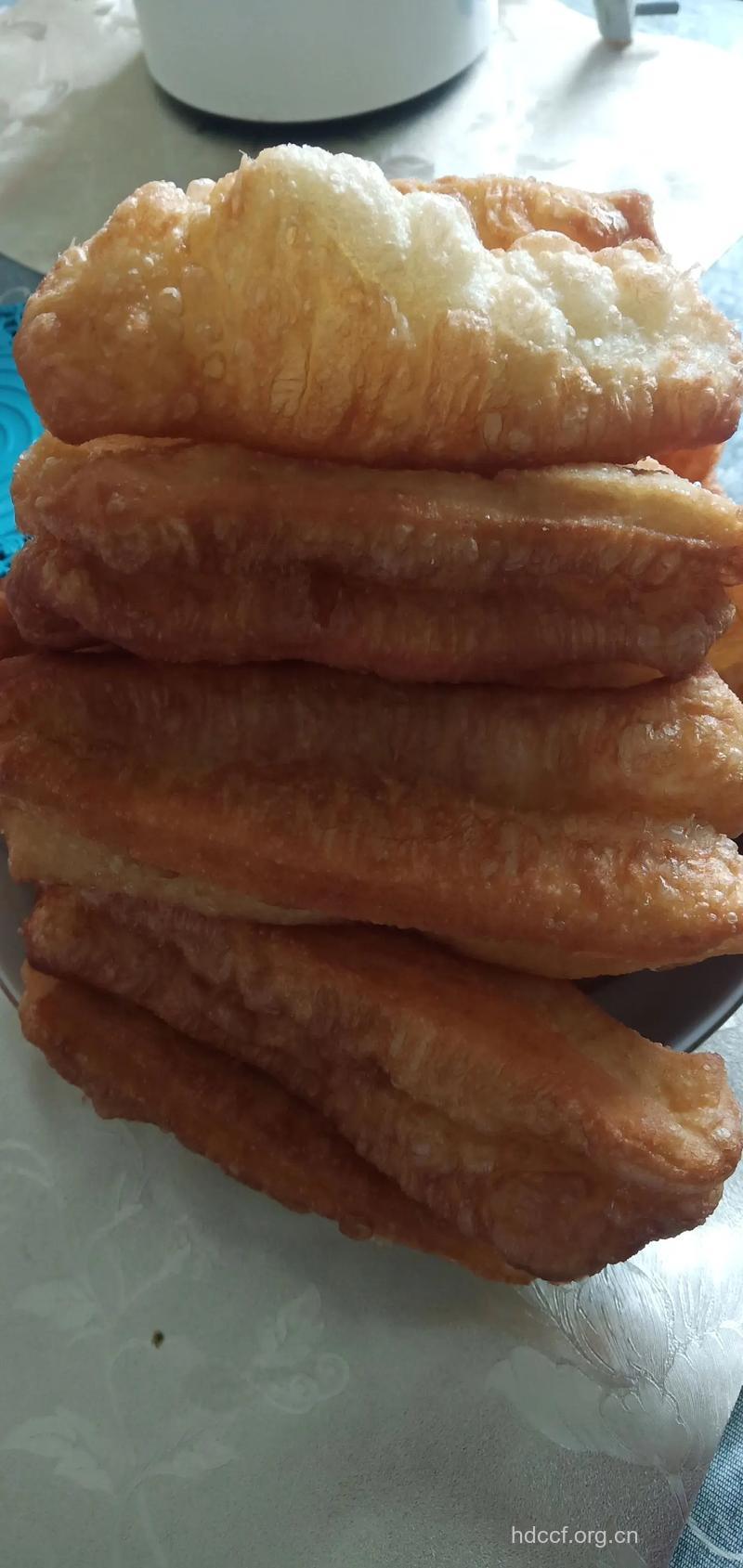洗衣粉炸油条 这样的油条你敢吃吗