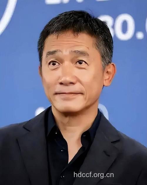 曝梁朝伟刘嘉玲离婚 公司不屑澄清