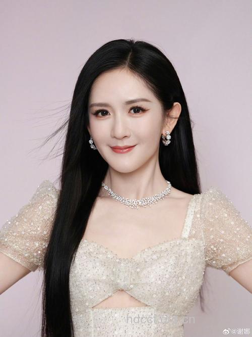 谢娜斥外人曝假料 真正的好朋友不随意乱曝