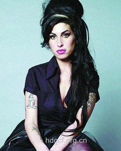 英国毒后艾米·怀恩豪斯暴毙身亡