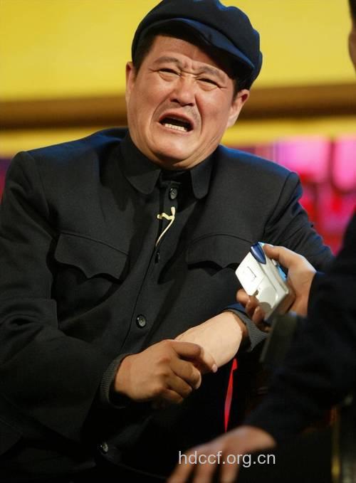 赵本山称2011春晚没定 徒弟抓阄上台