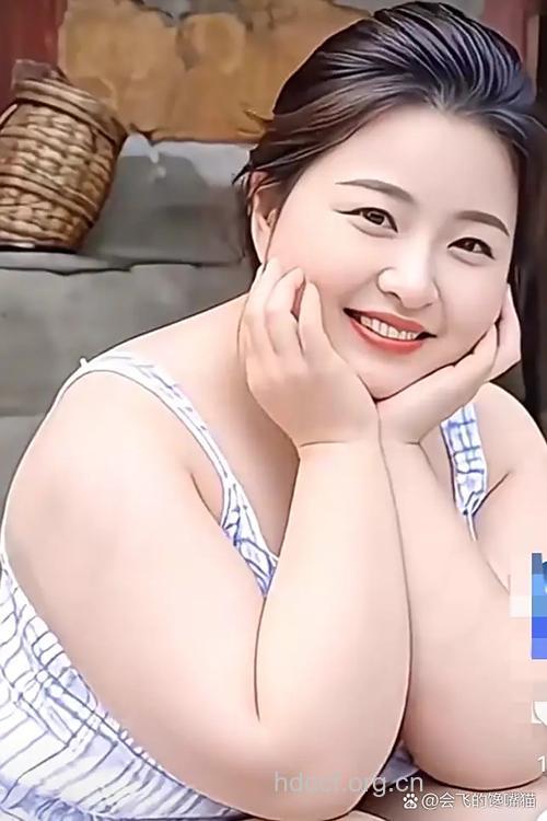 美女的非正常相亲记