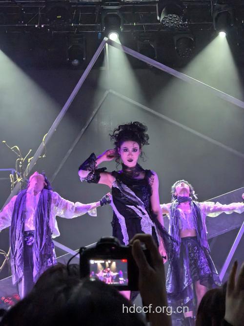 民族风摇滚就兴哥特女声