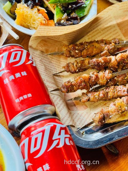 吃烤肉能喝可乐吗