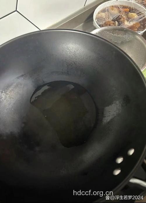 炒菜时放油过多好吗