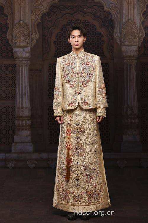 传统婚礼 男士该如何装扮