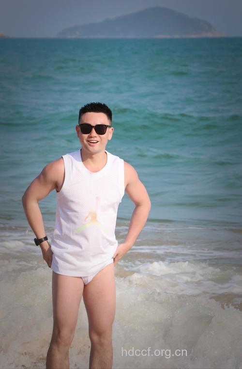 选对泳裤 做夏日海滩型男