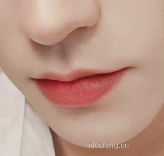 最具诱惑美唇的8大当红男星