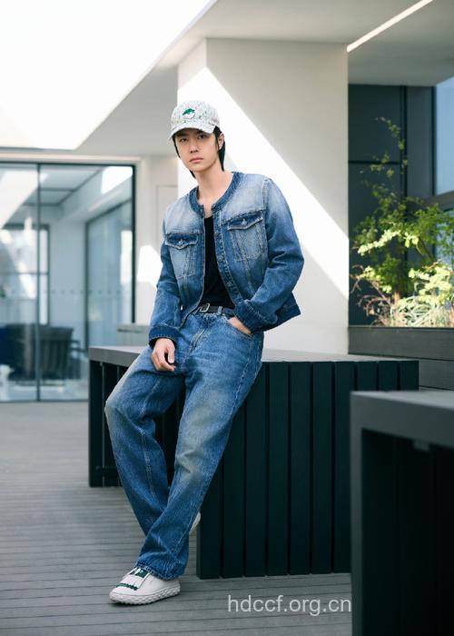 男性“牛仔”的那点蓝