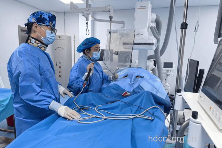 介入手术治疗冠心病