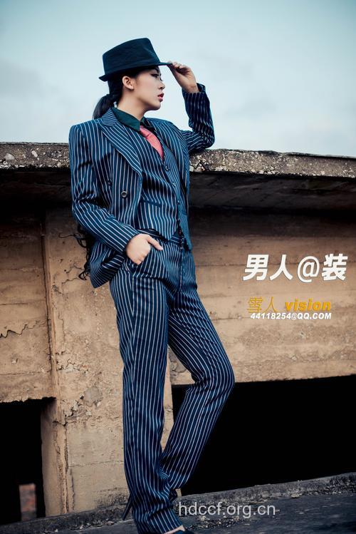 男人装酷有八种