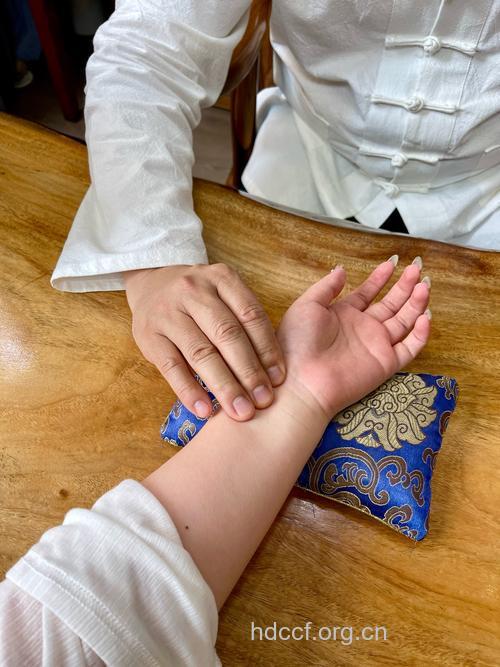 按摩治疗无脉症