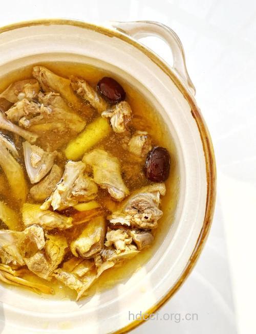 营养食谱 推荐三款山药鸽子汤的做法