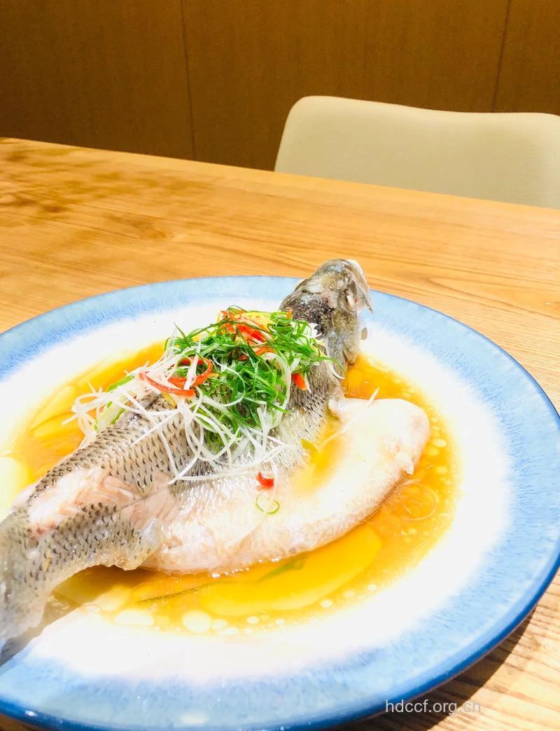 鲈鱼桑椹都是补肾佳品