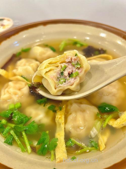 馄饨新吃法 吃出新鲜感