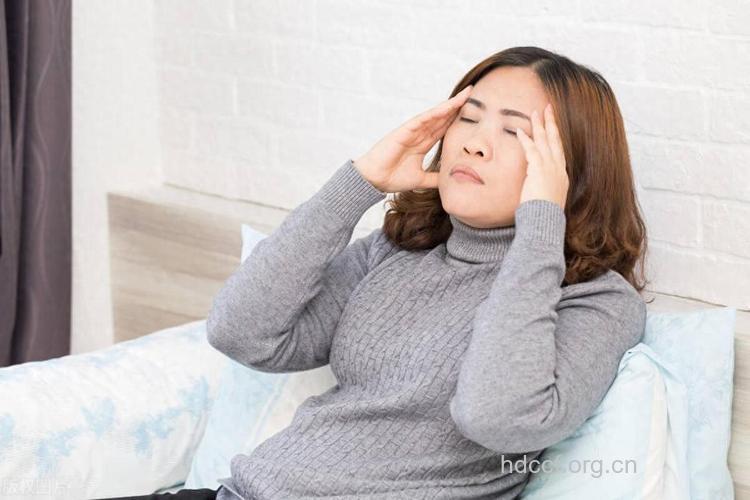 过于劳累的女性易肾亏