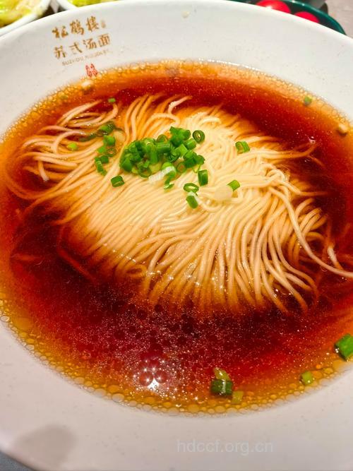 吃喜欢的食物面色更红润