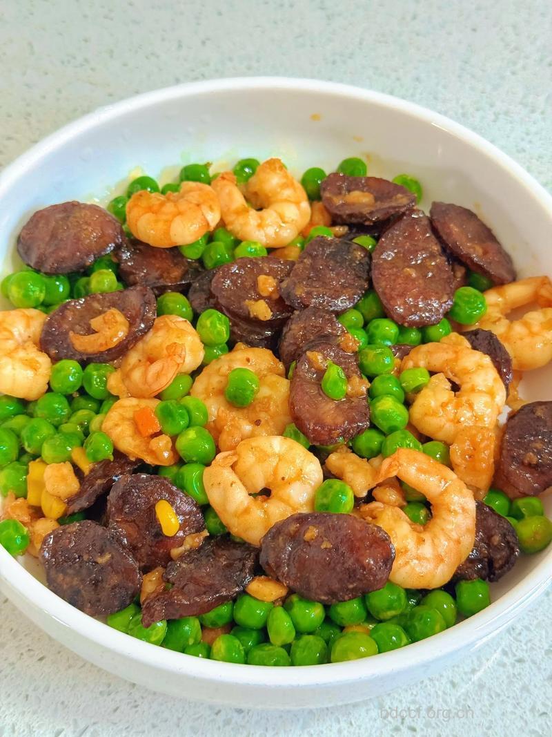 春季下饭菜 腊肠炒豌豆的做法大全