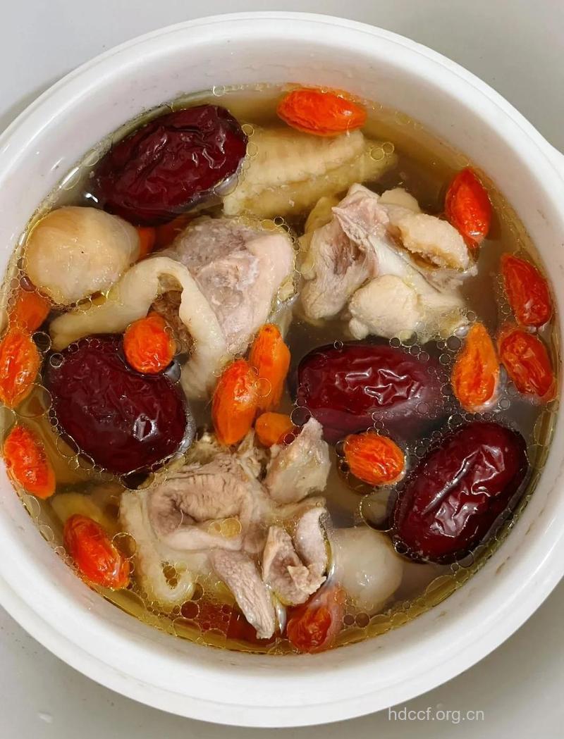 鸡肉搭配大枣更护心 肉要吃对才养生