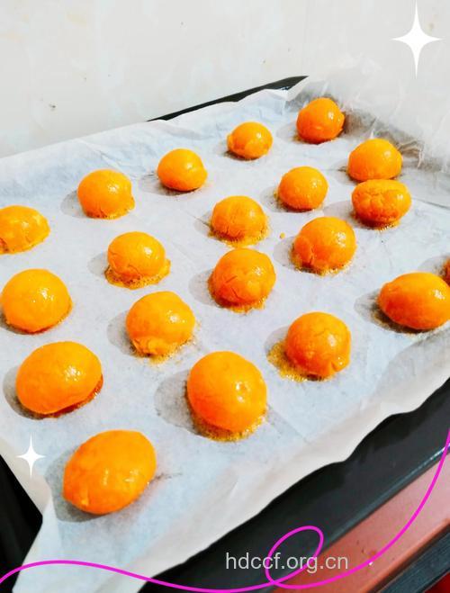 广式莲蓉月饼的做法大全