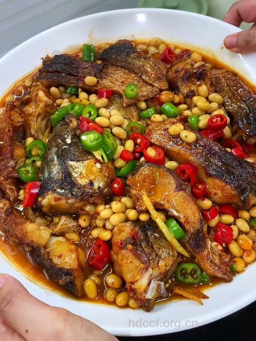 黄豆酱焖鱼的做法大全