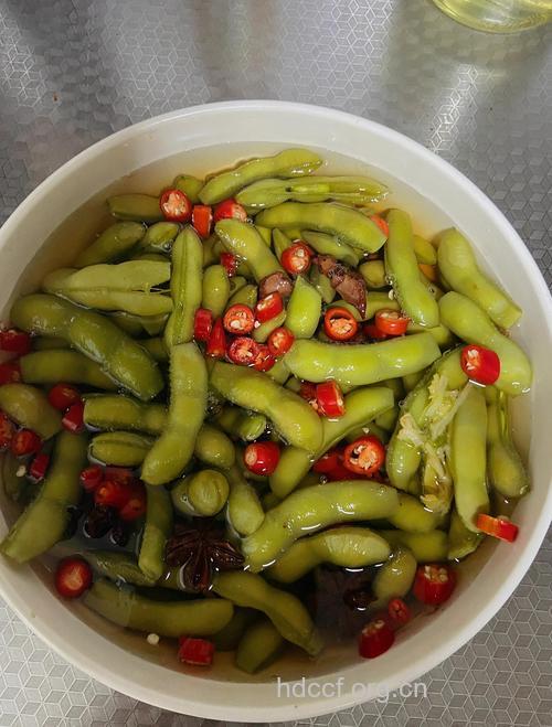 夏天凉拌菜 冰镇香糟毛豆的做法