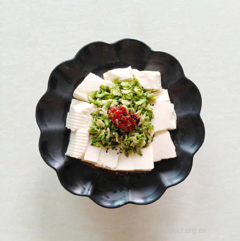 槐花豆腐的做法大全