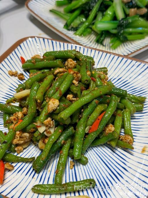 虾酱肉末四季豆的做法