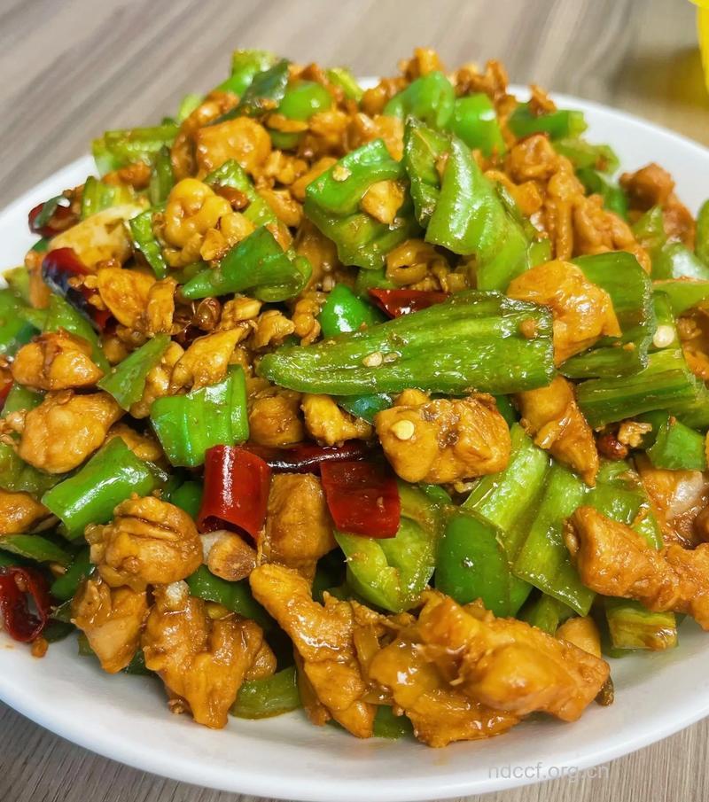 辣子鸡丁的做法大全