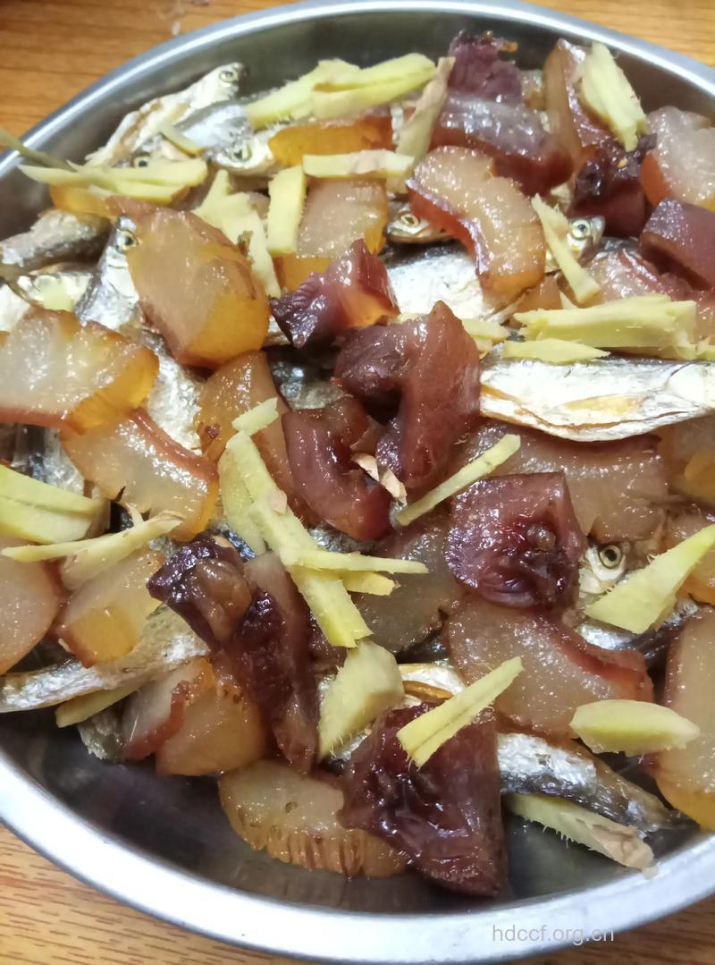 腊味蒸鱼干的做法
