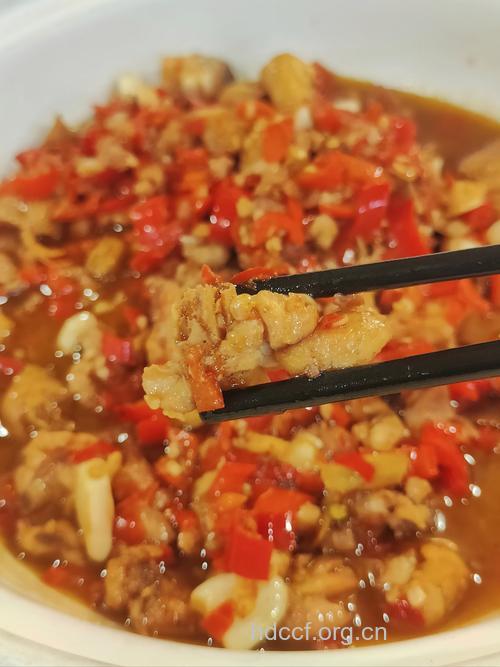 屈头鸡爆生姜